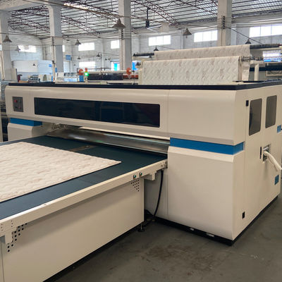 Não-canela automatizada de alta velocidade de orladura industrial da máquina de ZLT-HM que trabalha o ponto de 3-12mm para as edredões e os cobertores