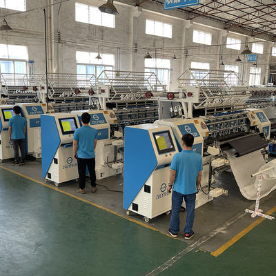 Máquina estofando automatizada de alta velocidade da multi agulha do ponto do fechamento para o OEM do colchão 60-150m/H