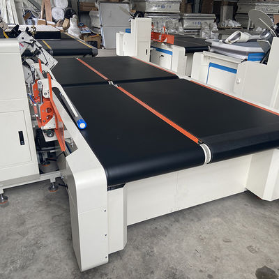 ZLT-TE4A 15-20pcs/h Computarizado Automático Flipping 15-20pcs/h Tape Edge Machine 50-500mm espessura de costura para colchão