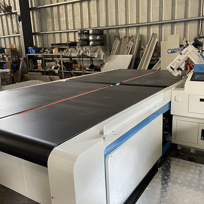 Máquina de costura de empurrão automática da afiação da máquina ZLT-TE5A da borda da fita do colchão da maquinaria do colchão de ZOLYTECH